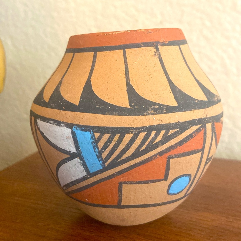 Vintage Native American Design Signed JEMEZ Colorful Terra Cotta Pottery